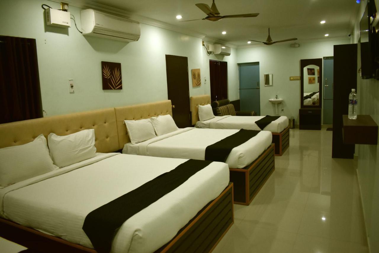 ホテル アップル パーク イン Tiruchirappalli 部屋 写真
